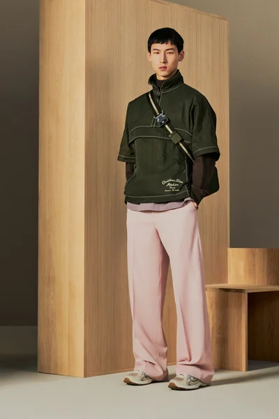 Look 15